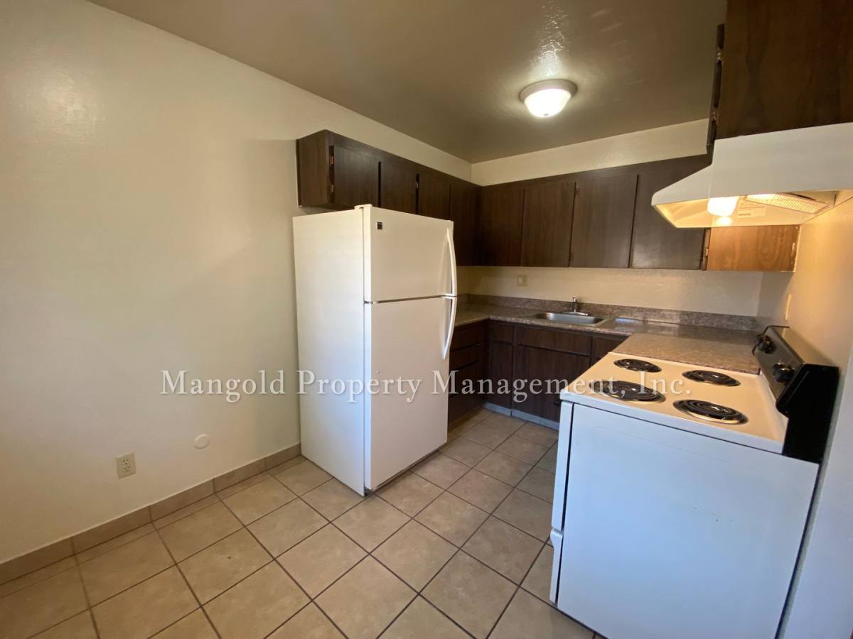 Apartment for rent at 7 Moreland Ave, Pacific Grove, CA 93950