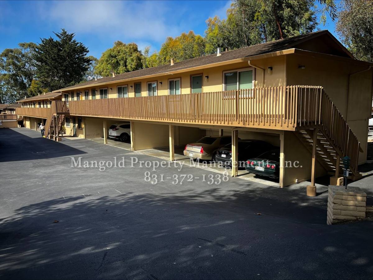 Apartment for rent at 7 Moreland Ave, Pacific Grove, CA 93950