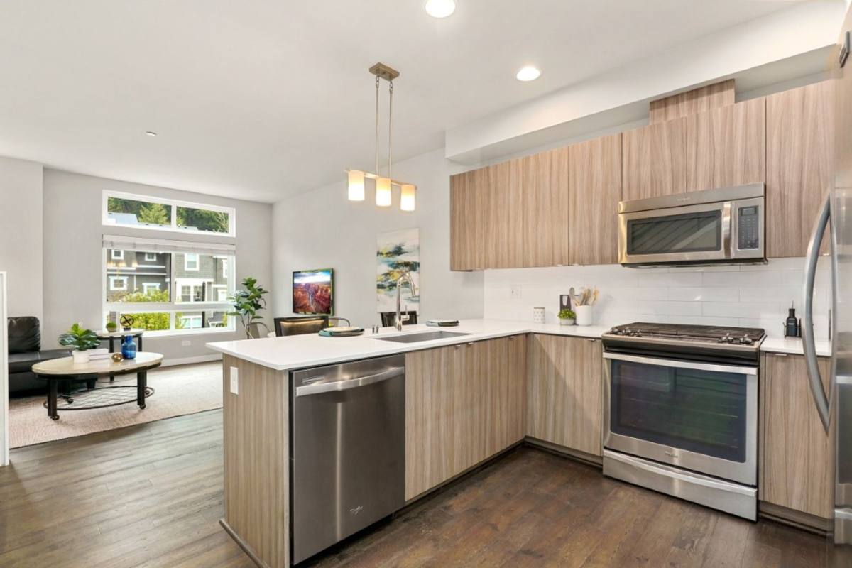 Townhouse for rent at 2041 NW Talus Dr, Issaquah, WA 98027