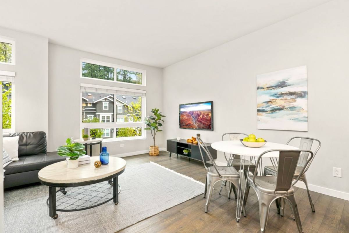 Townhouse for rent at 2041 NW Talus Dr, Issaquah, WA 98027