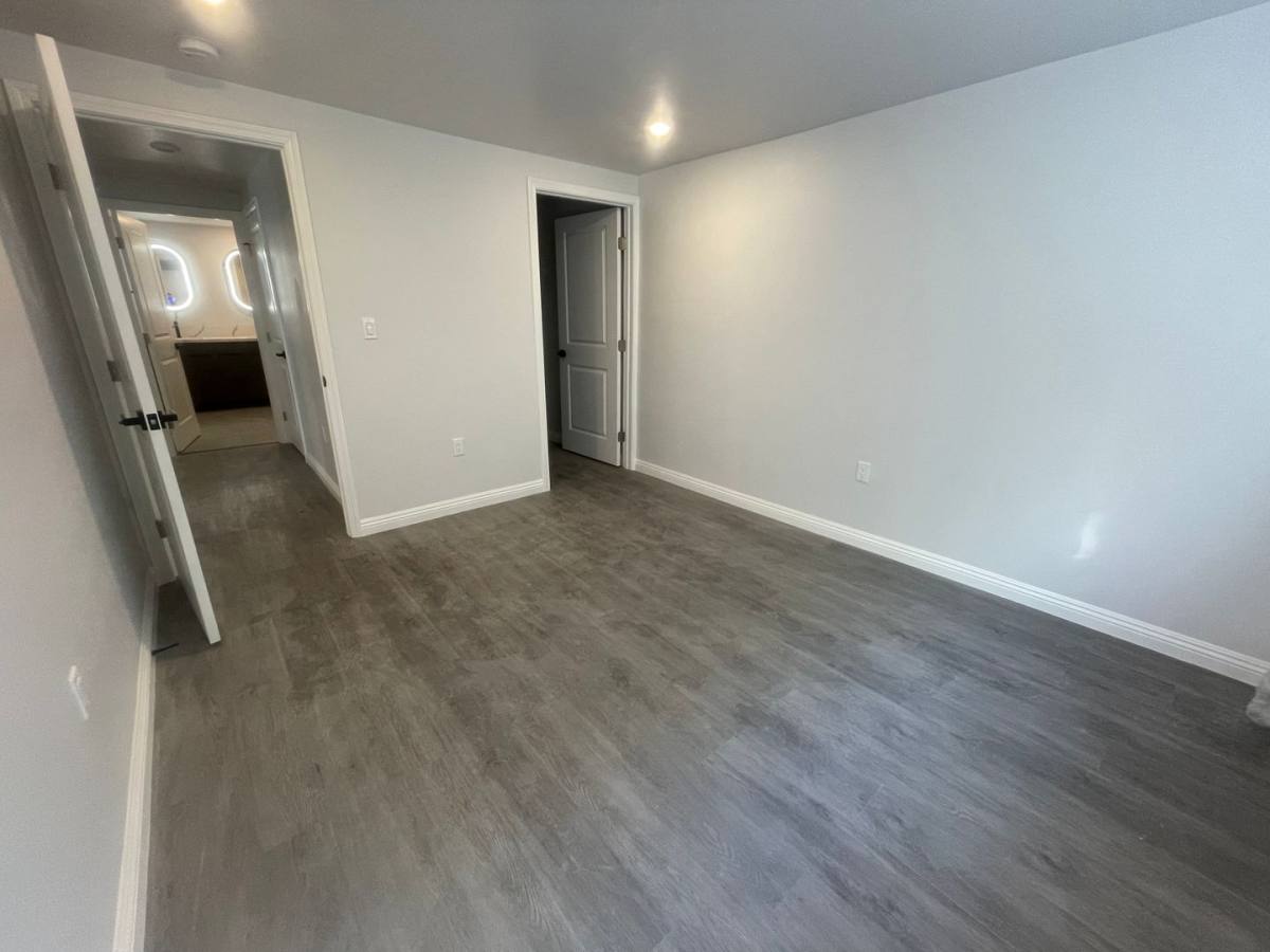 Apartment for rent at 1019 N Hayworth Ave, Los Angeles, CA 90046