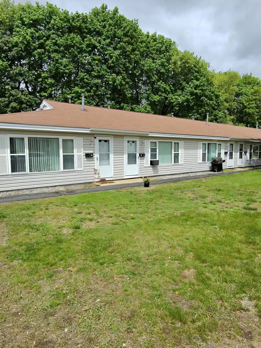 Apartment for rent at 9-11 Madison Ave, Rochester, NH 03867