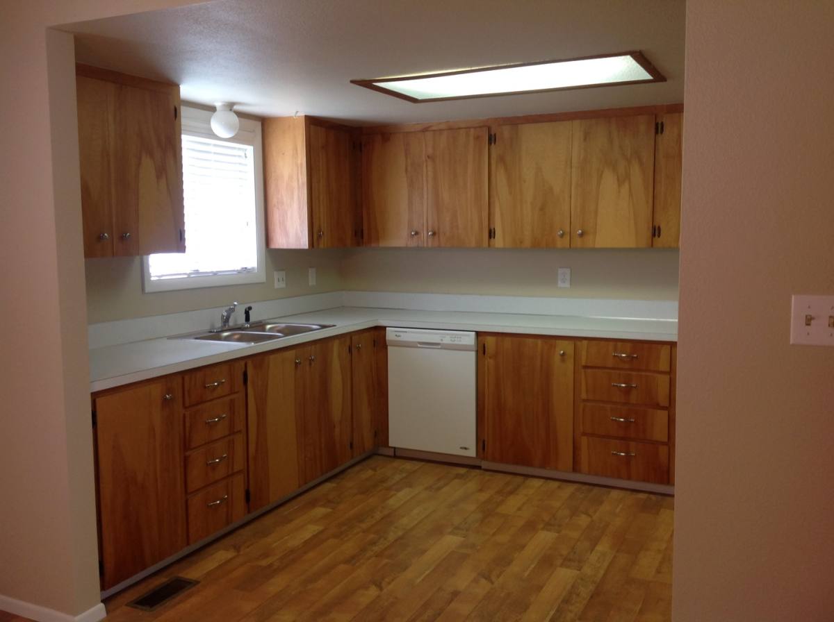 House for rent at 395 W Cranmer Dr, Meridian, ID 83646