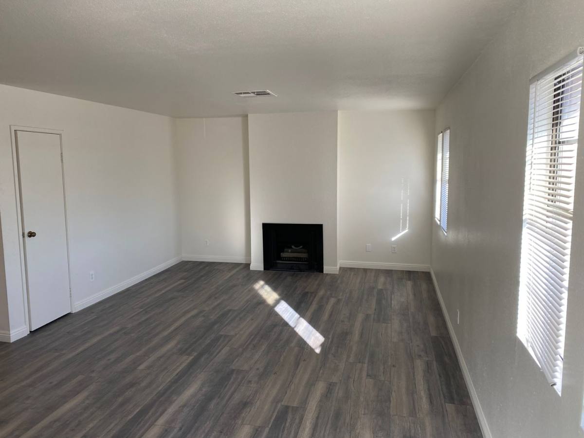 Apartment for rent at 3911 Cambridge St, Las Vegas, NV 89119