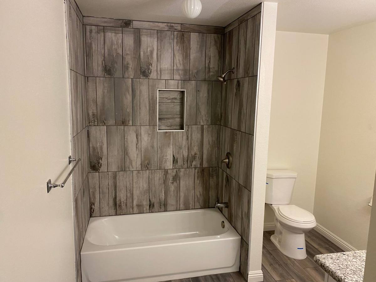 Apartment for rent at 3911 Cambridge St, Las Vegas, NV 89119