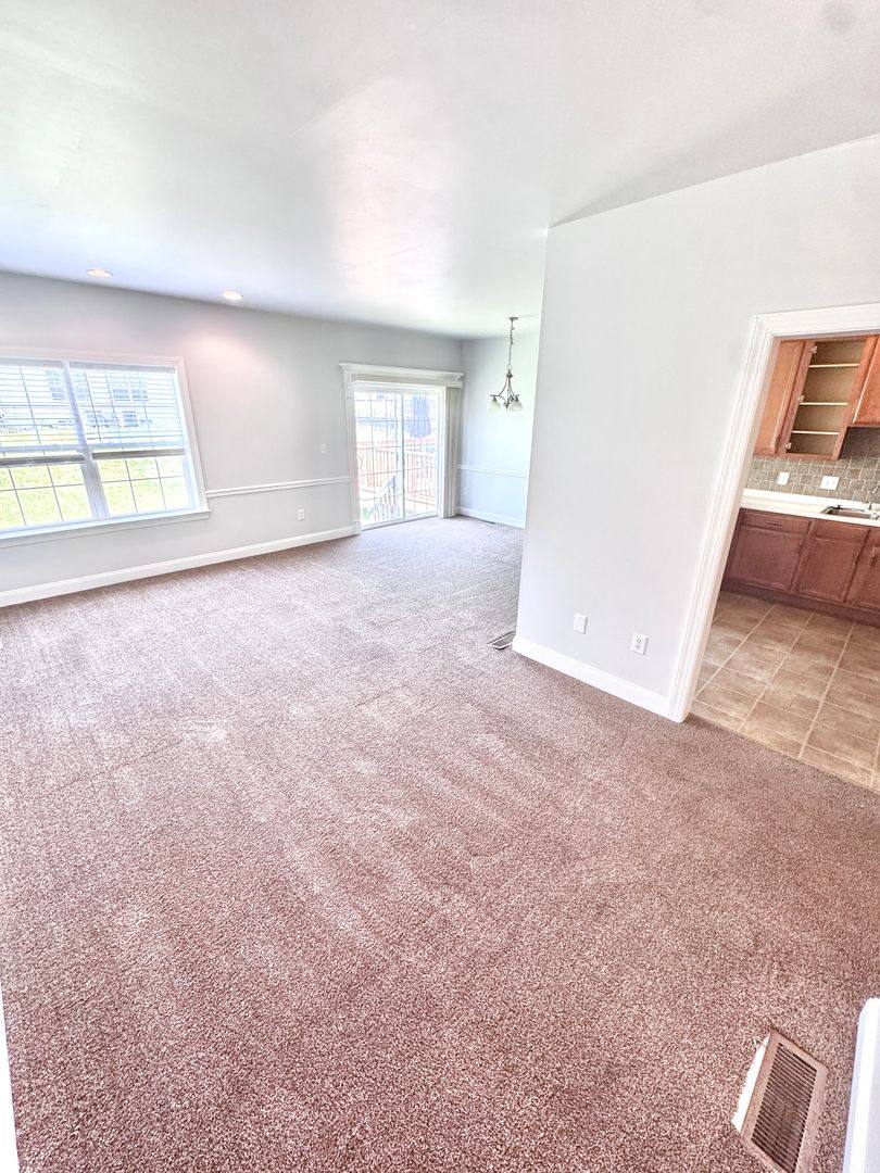 Townhouse for rent at 309 Maple Court, Alburtis, PA 18011