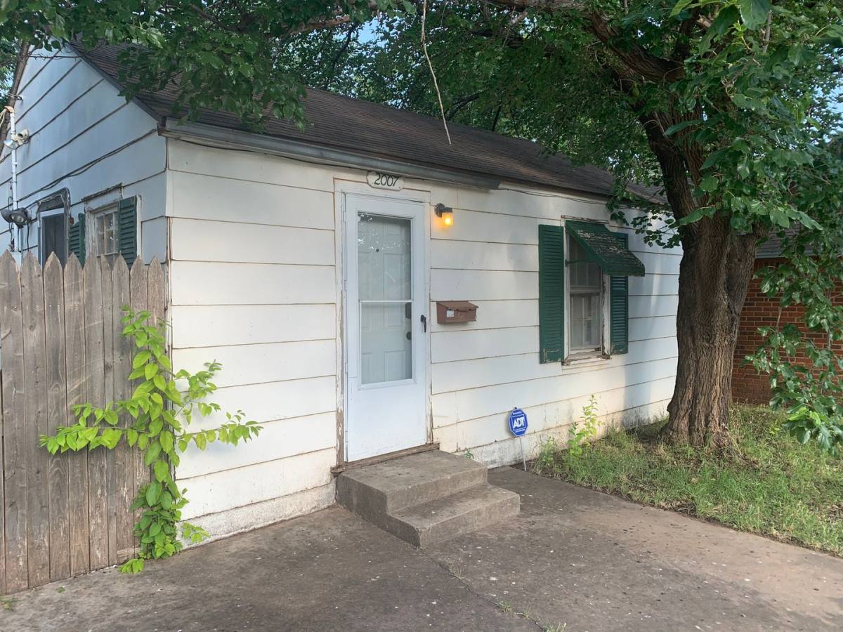 House for rent at 2007 Akron, Lubbock, TX 79410