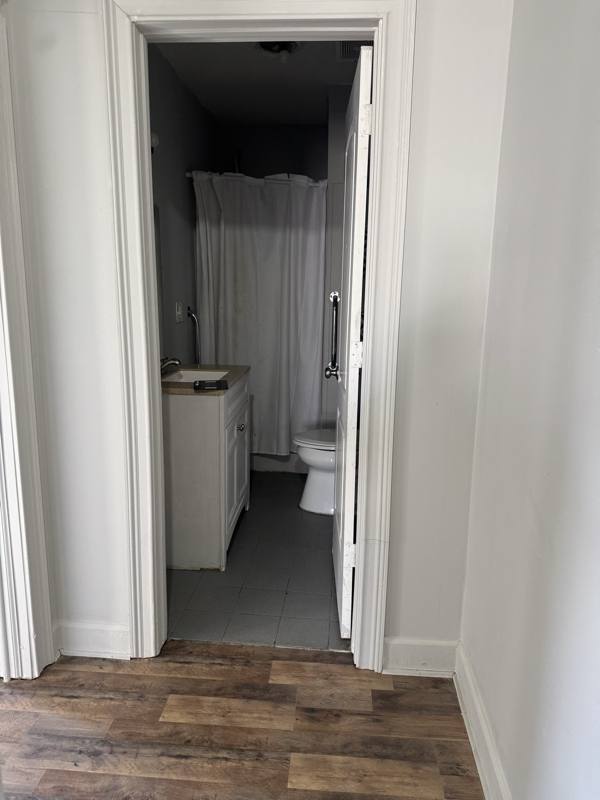 Apartment for rent at 43 1 2 Rodgers Ave #4, Columbus, OH 43222