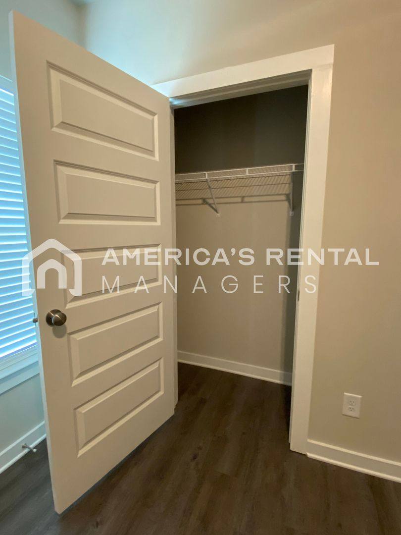 House for rent at 510 Ridge View Circle, Jemison, AL 35085