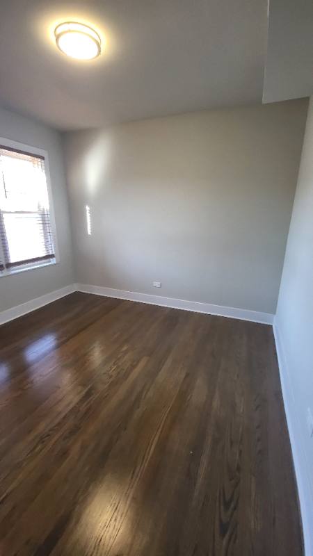 Apartment for rent at 6416 N Campbell #2R, Chicago, IL 60645