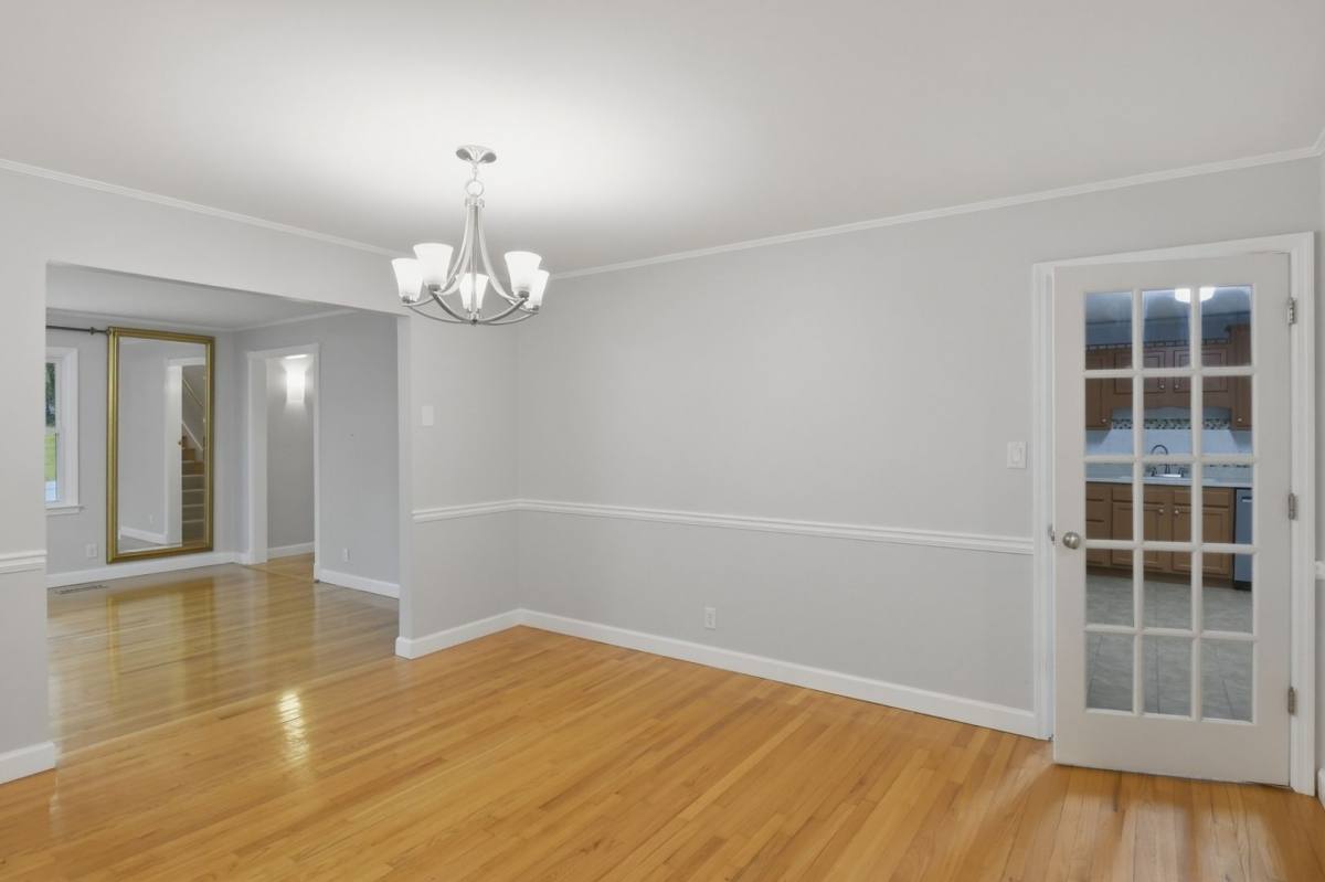 House for rent at 1306 Brockton Dr, Signal Mountain, TN 37377