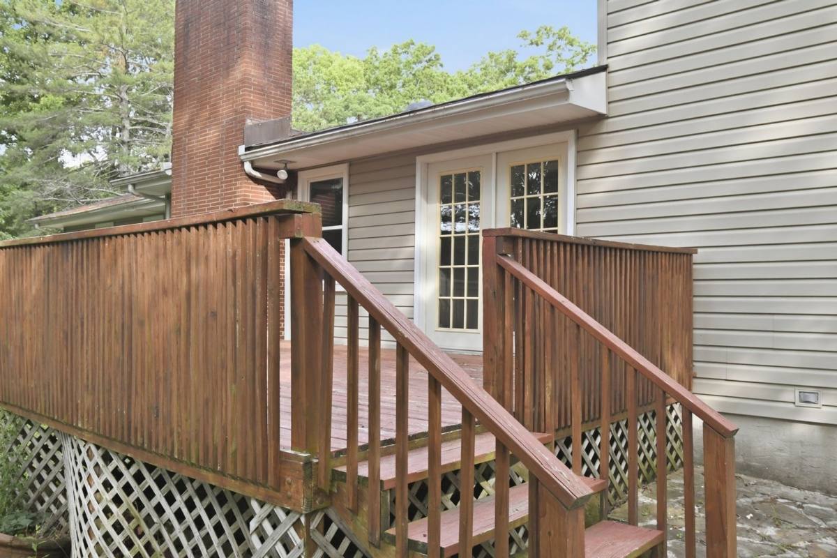 House for rent at 1306 Brockton Dr, Signal Mountain, TN 37377