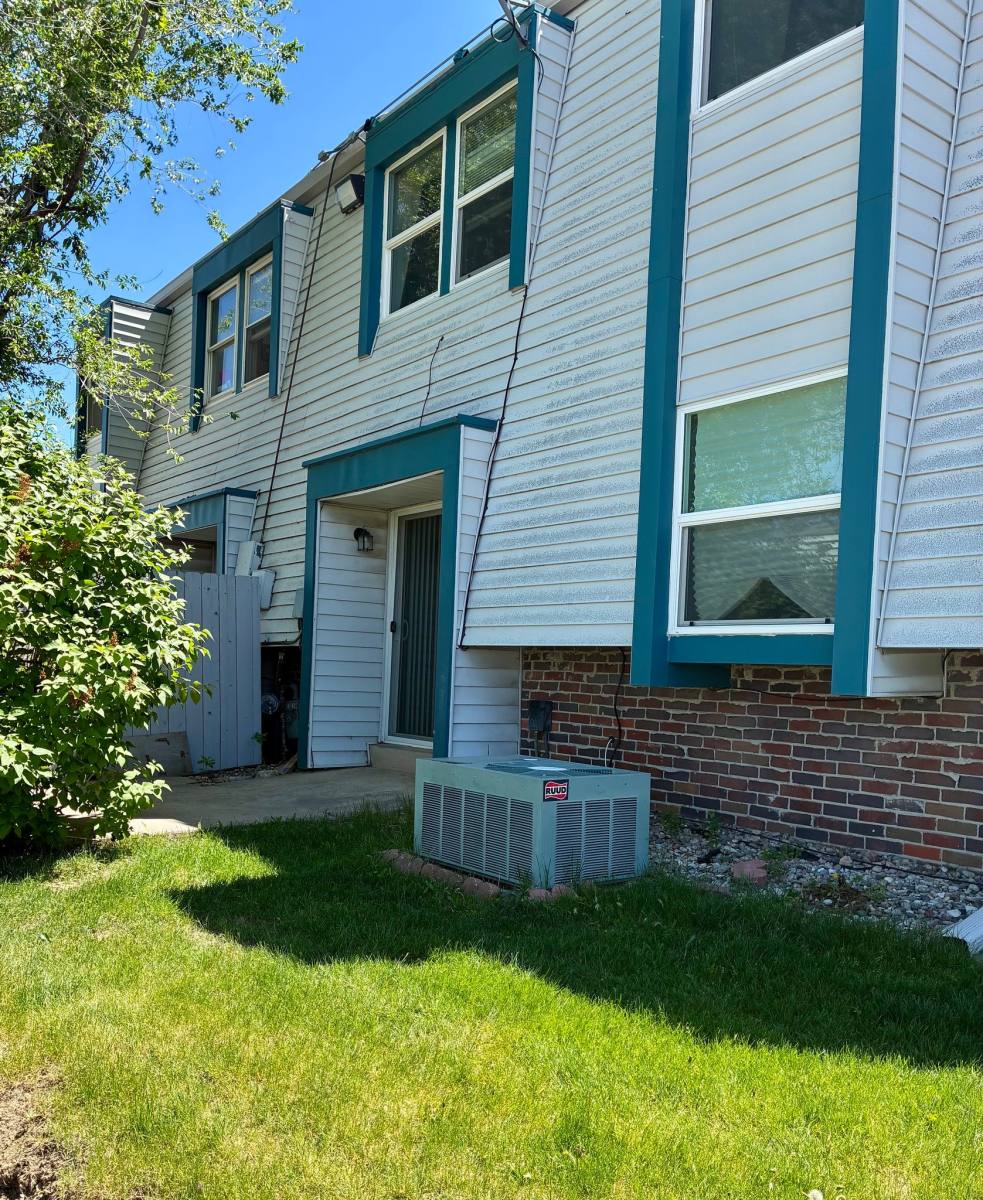 Townhouse for rent at 3035 E Fountain Blvd, Colorado Springs, CO 80910