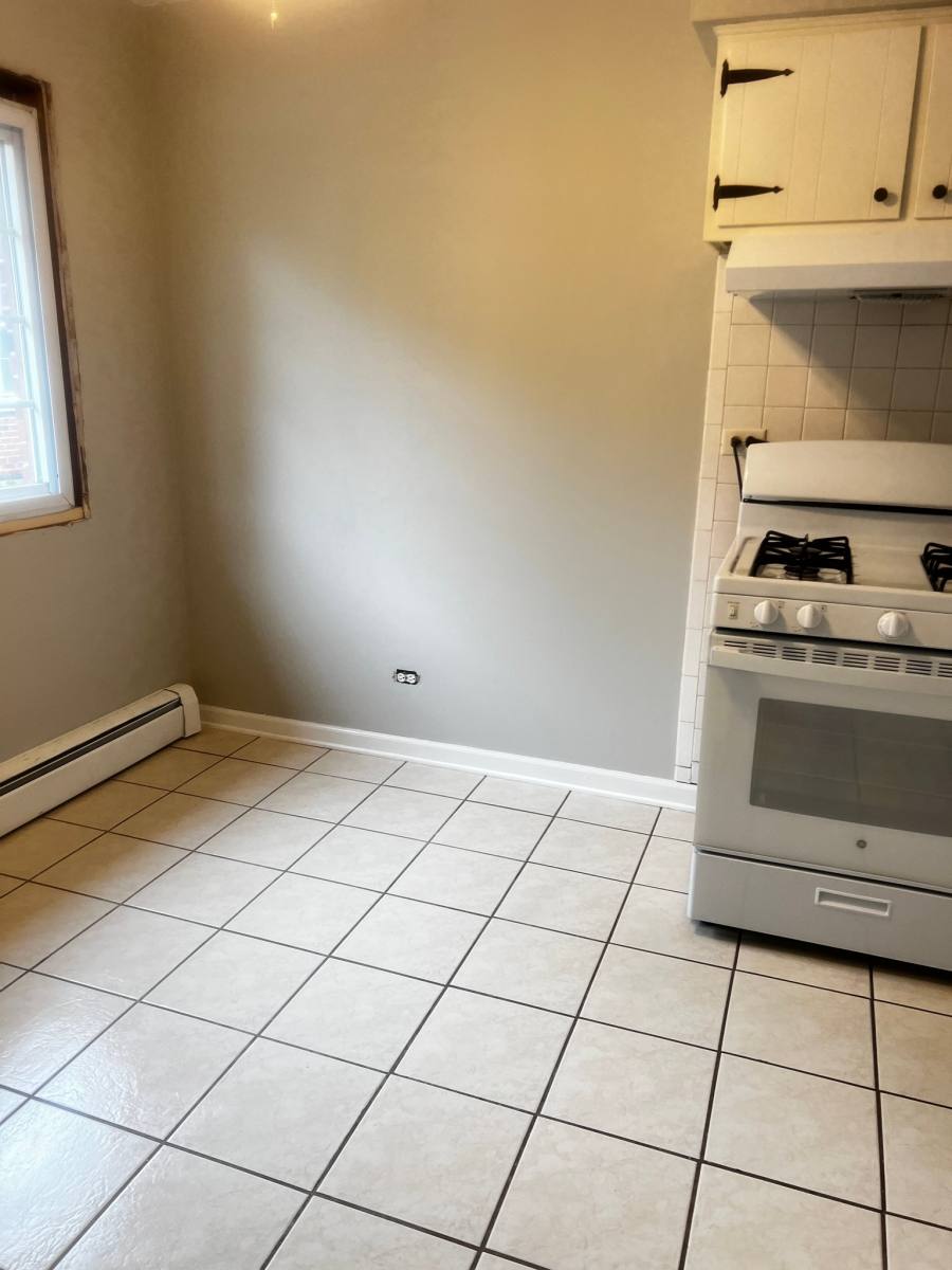 Apartment for rent at 336 Short St #1, Lemont, IL 60439