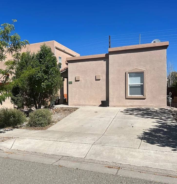 House for rent at 4092 Sandia Vista Rd, Santa Fe, NM 87507