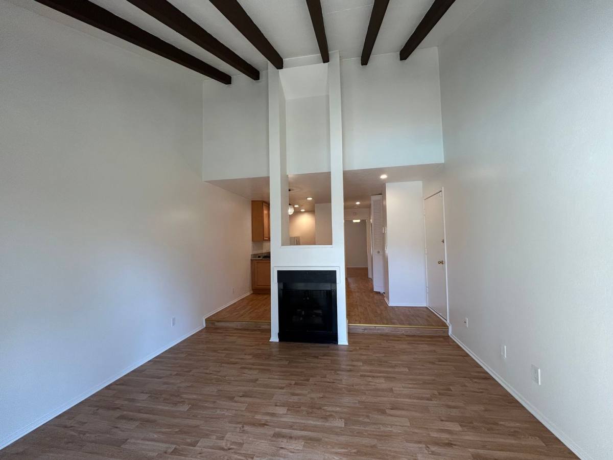 Condo for rent at 2562 Walnut Blvd, Walnut Creek, CA 94596