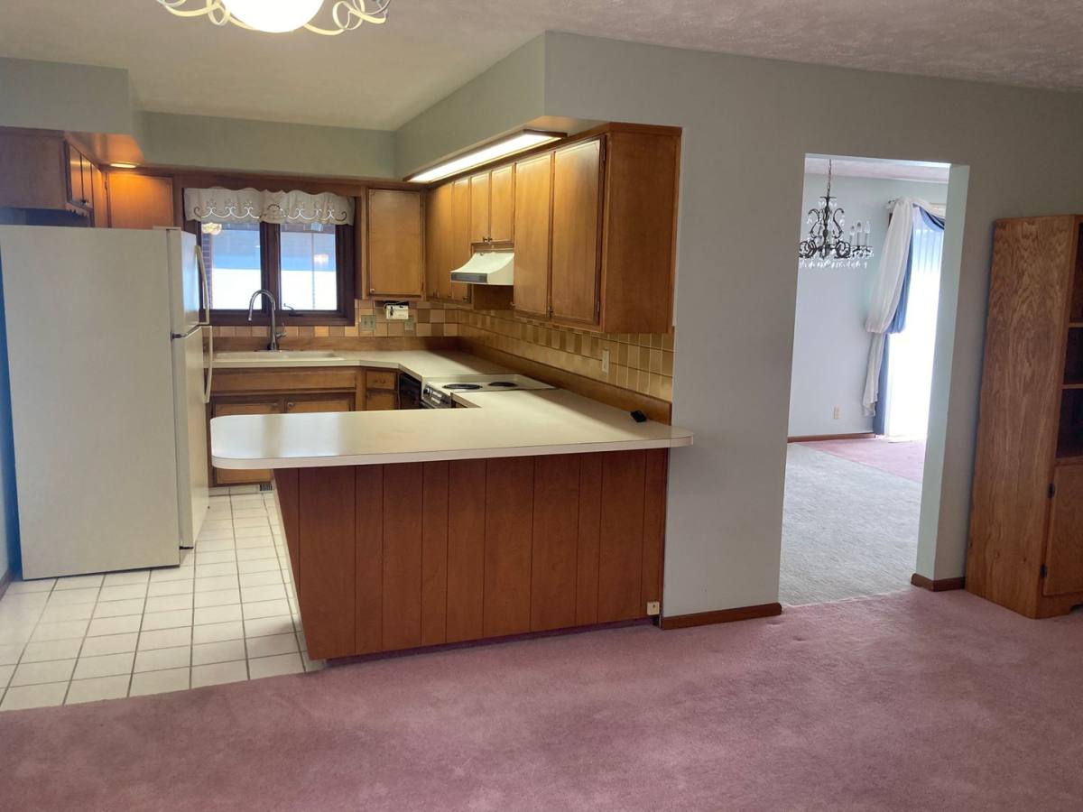 House for rent at 4924 Cresthaven Dr, Lincoln, NE 68516