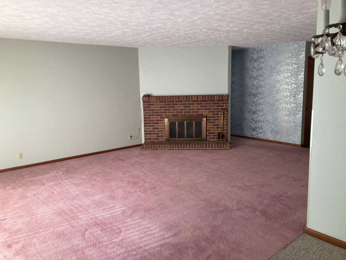 House for rent at 4924 Cresthaven Dr, Lincoln, NE 68516