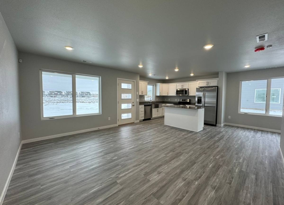 House for rent at 112 Marshall Loop, Bismarck, ND 58504