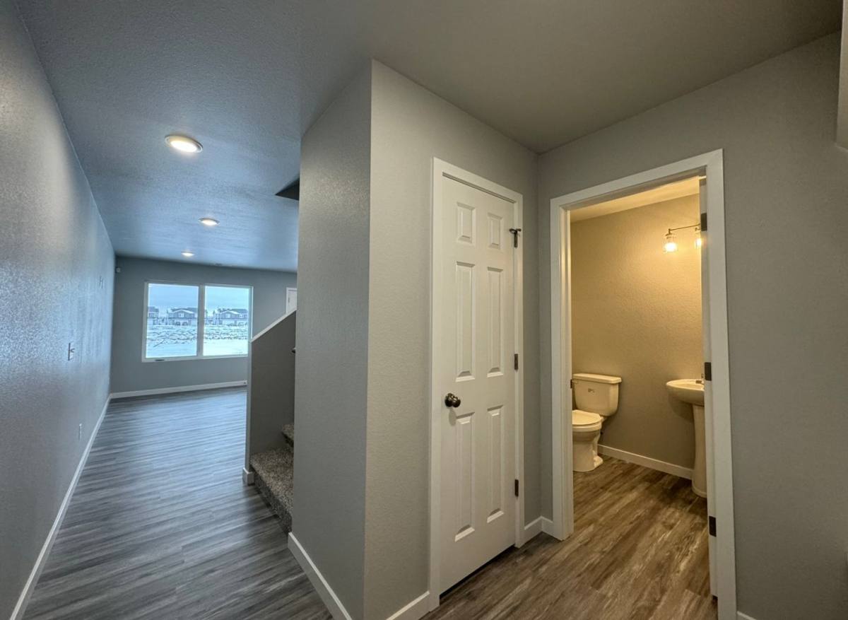 House for rent at 112 Marshall Loop, Bismarck, ND 58504