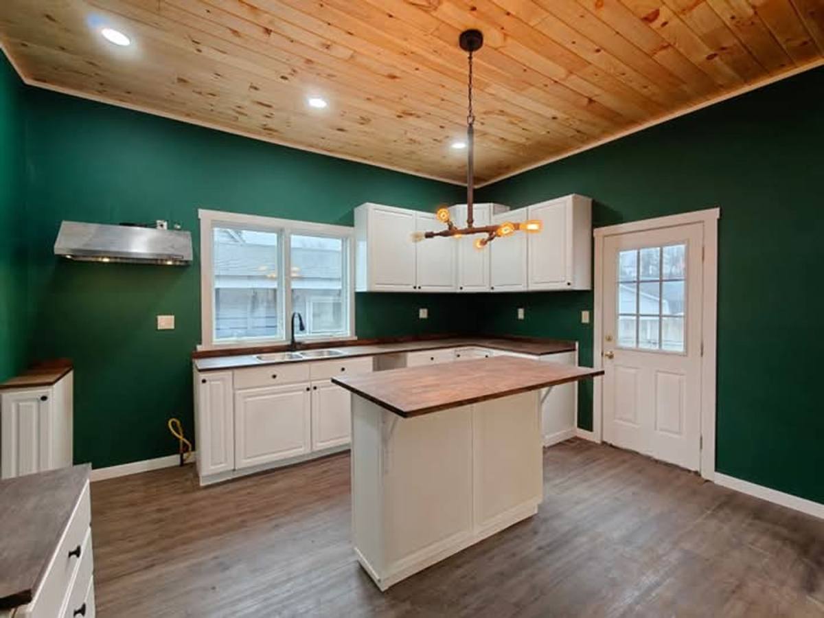 House for rent at 817 Indiana, Shelbyville, IN 46176