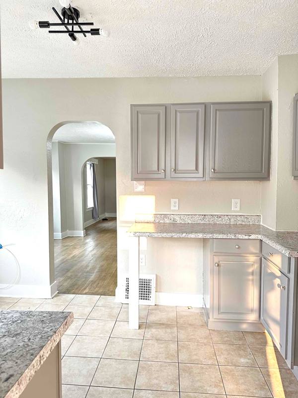 Apartment for rent at 1607 Mc Ilwraith St #1, Muskegon, MI 49442