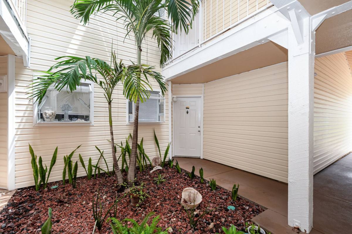 House for rent at 1850 Charlesmont Dr, Indialantic, FL 32903