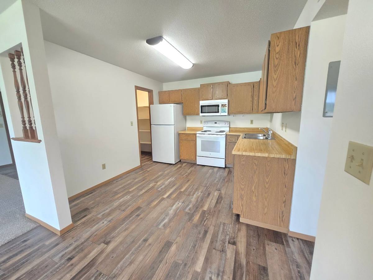 Apartment for rent at 2400 S Sycamore Ave, Sioux Falls, SD 57110
