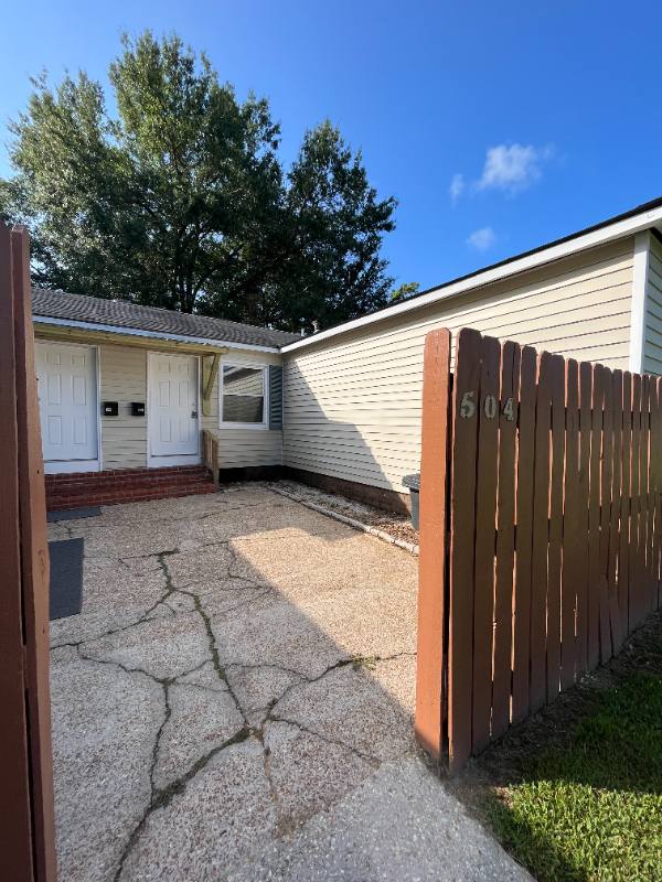 House for rent at 504 Kirk St, New Iberia, LA 70563