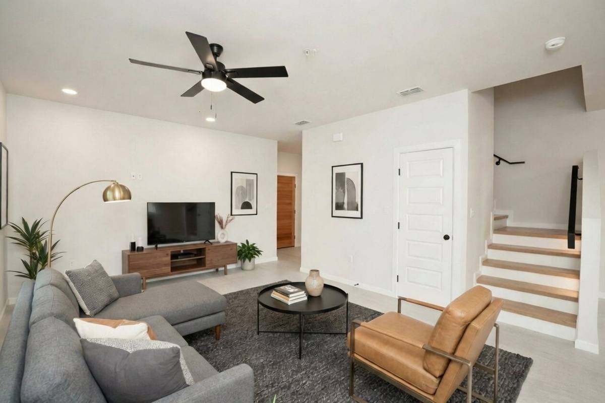 Townhouse for rent at 8101 N 23rd St, McAllen, TX 78504
