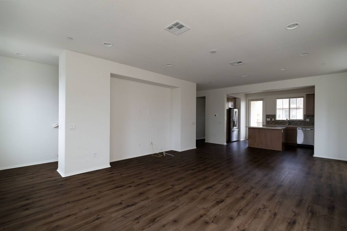 Townhouse for rent at 174 Prairie St, Camarillo, CA 93010