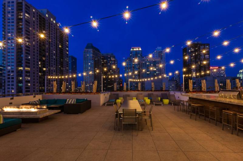 Apartment for rent at 125 W Huron, Chicago, IL 60654