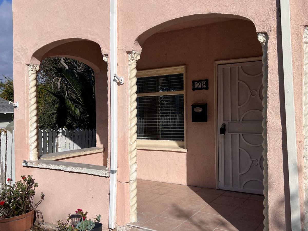 Apartment for rent at 1218-1224 S Averill Ave, San Pedro, CA 90732