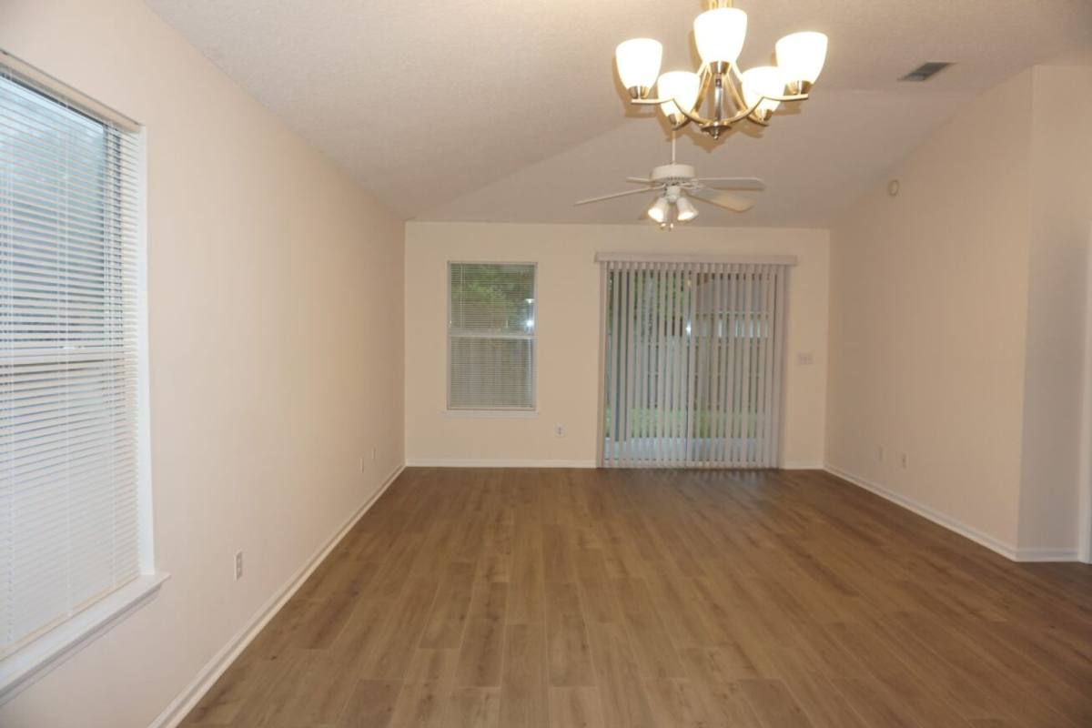 House for rent at 908 Buttercup Dr, Saint Johns, FL 32259