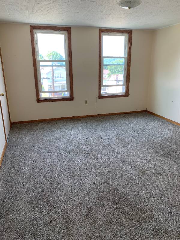 Apartment for rent at 701 Central Ave #2, Oil City, PA 16301