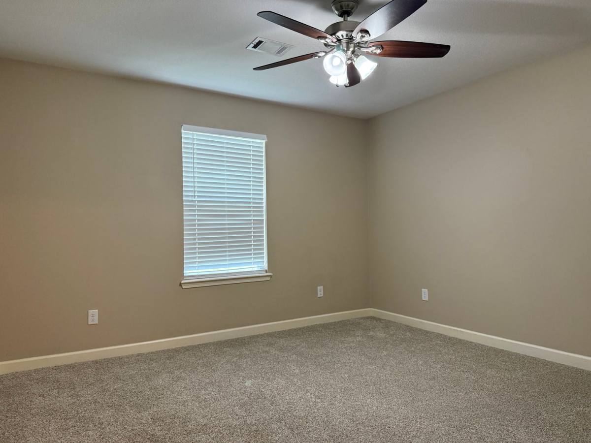 House for rent at 415 S Shady Lane, Benton, AR 72015