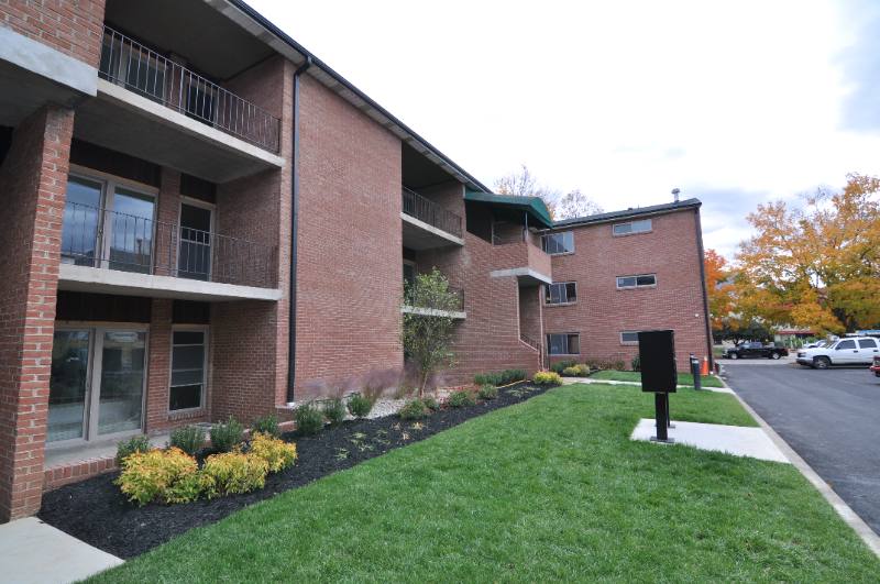Apartment for rent at 924 10th Ave #5, Huntington, WV 25701