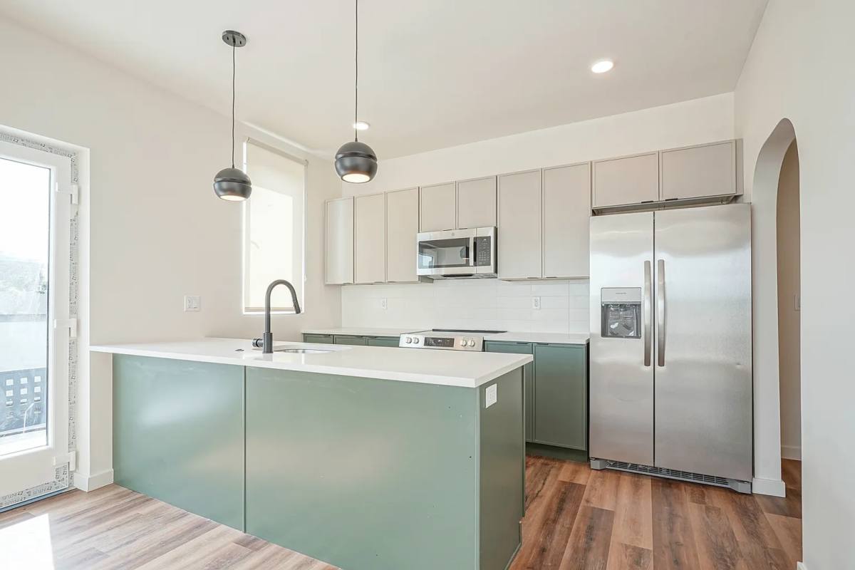 Apartment for rent at 1301 Bainbridge St, Philadelphia, PA 19147