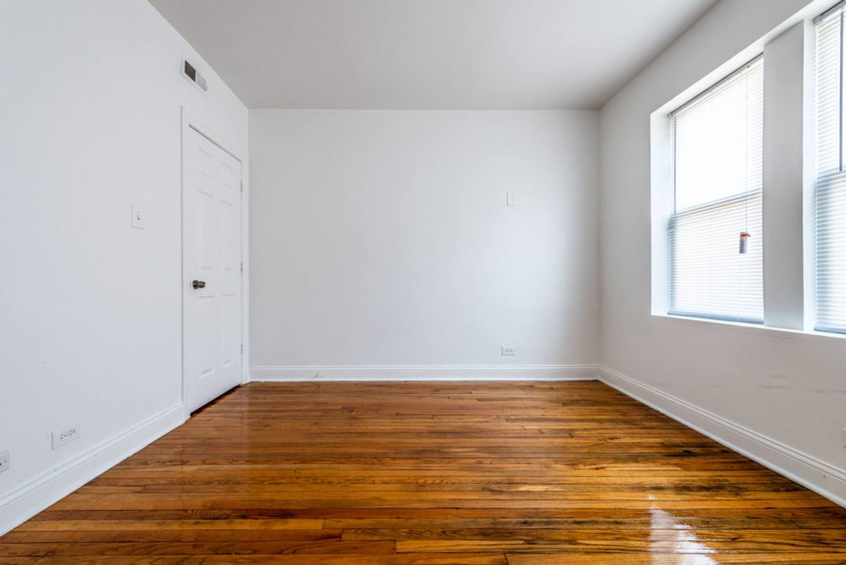 Apartment for rent at 6104 S Campbell Ave, Chicago, IL 60629