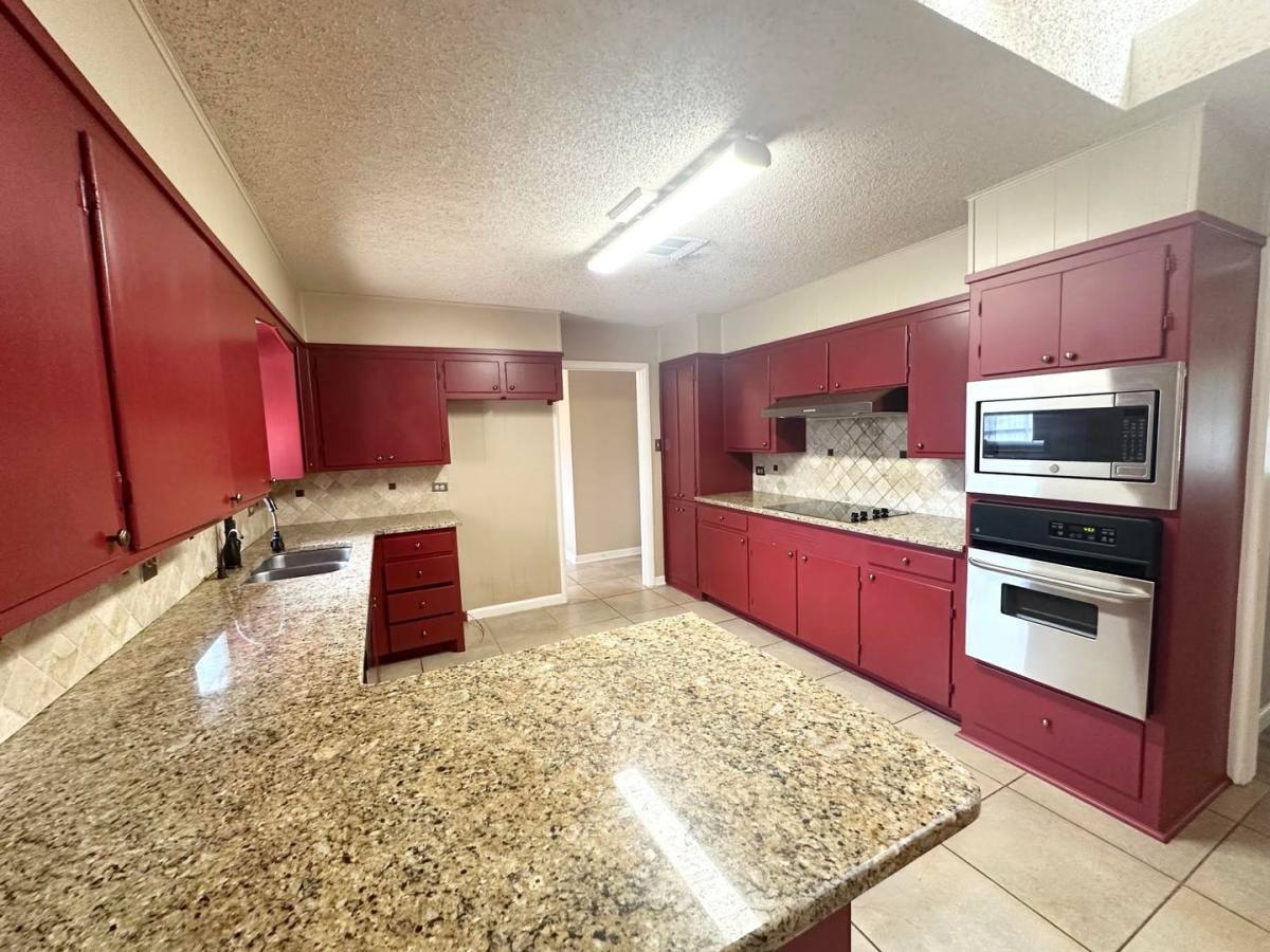 House for rent at 3223 Cimmaron Ave, Midland, TX 79705