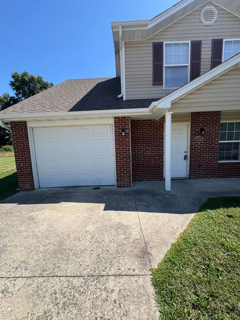 Apartment for rent at 2681-2683 E Oakbrook Dr, Columbia, MO 65202