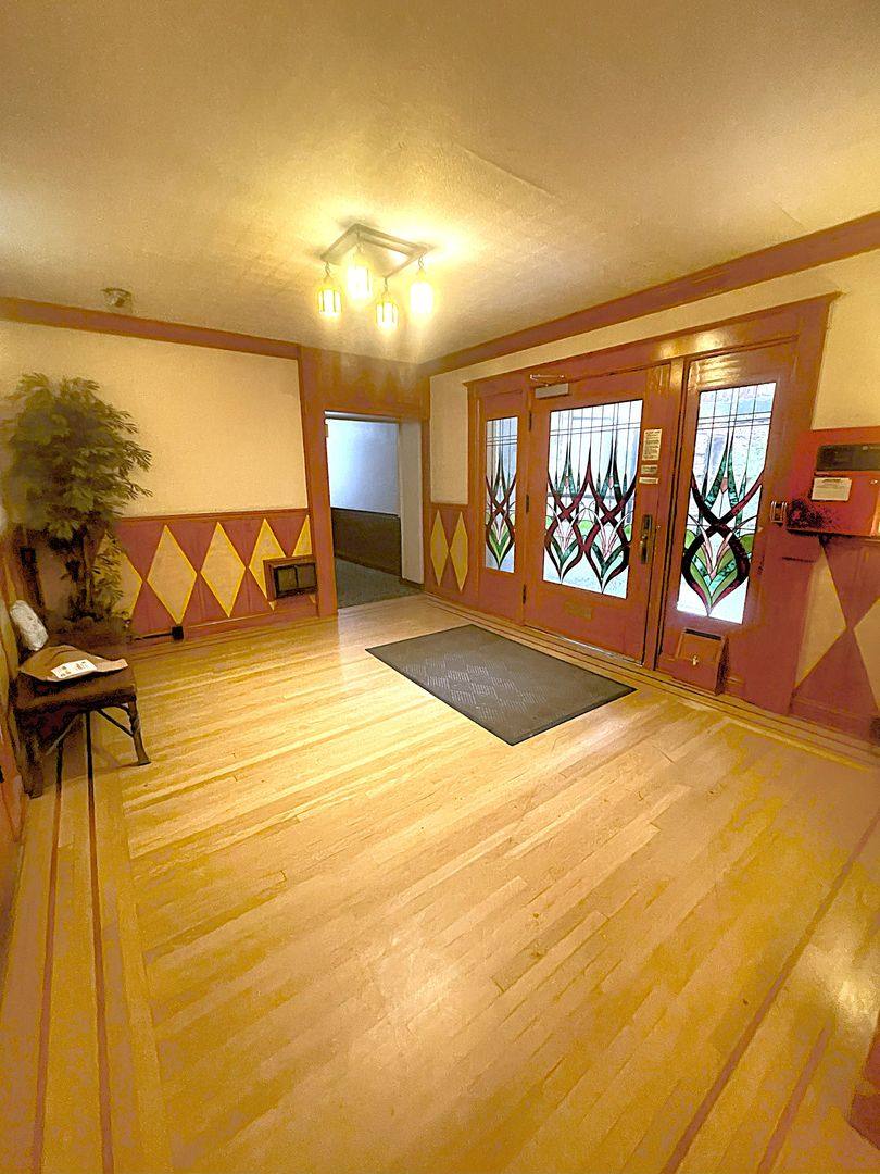 Apartment for rent at 711 SE 11th Ave, Portland, OR 97214