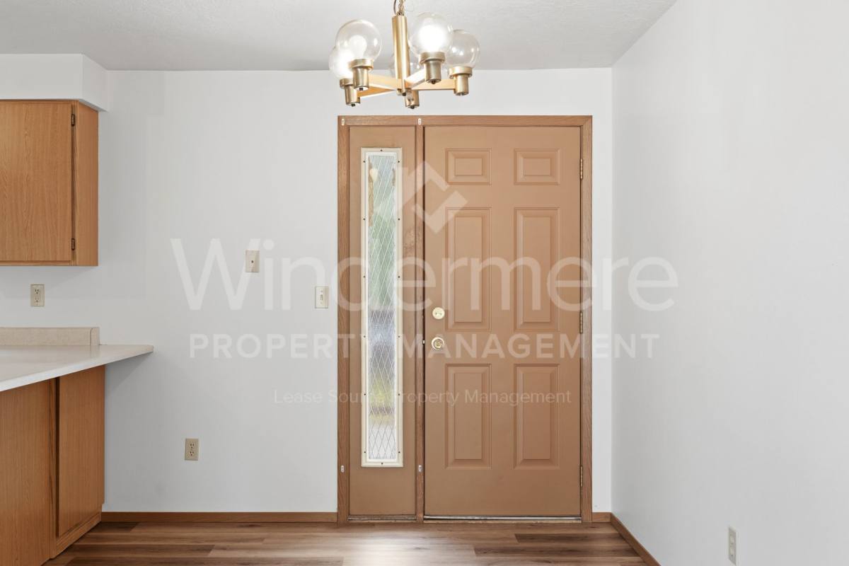 Apartment for rent at 802 S Calvin Rd, Veradale, WA 99037