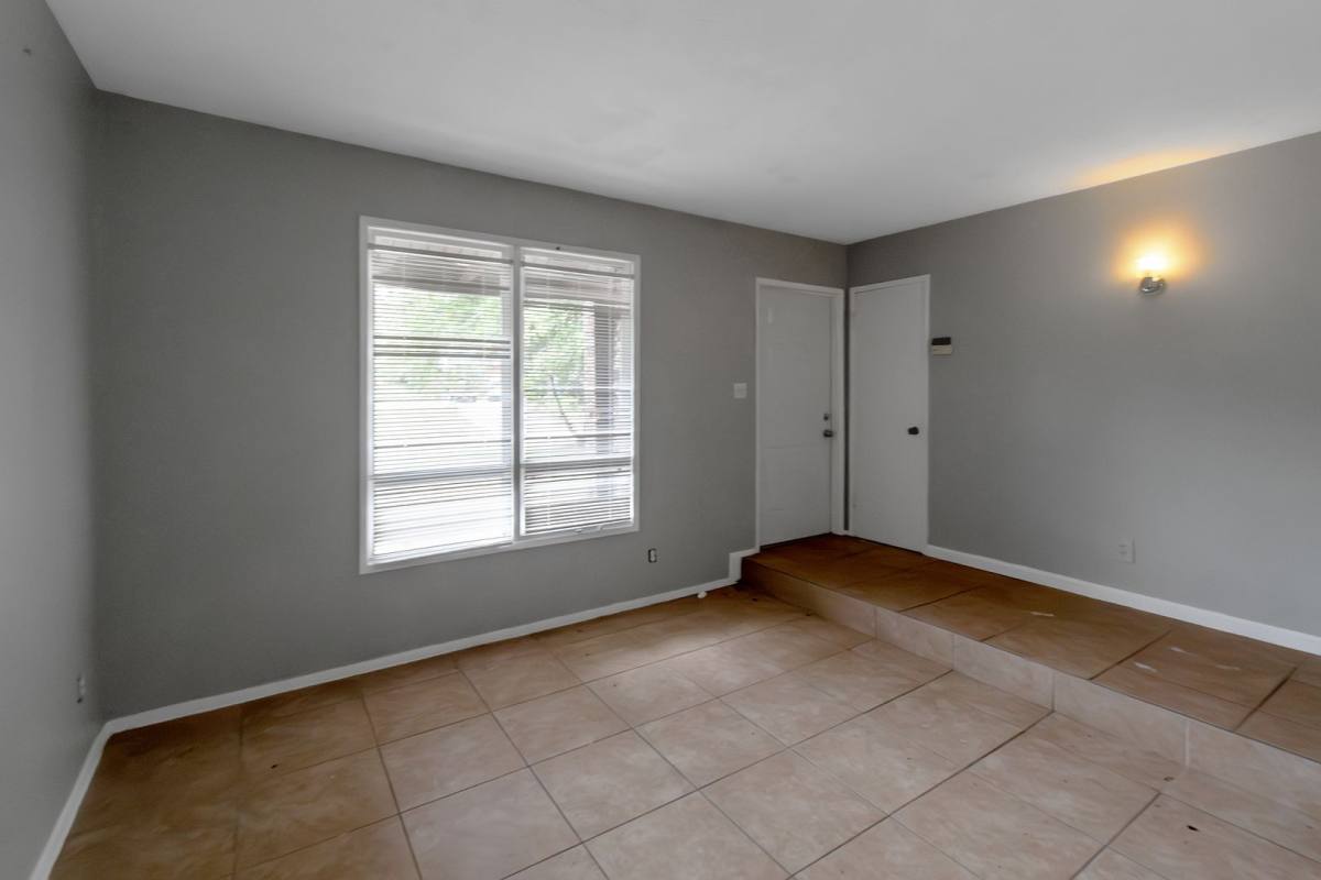 Townhouse for rent at 3325 Valley Bend Rd, Atlanta, GA 30349