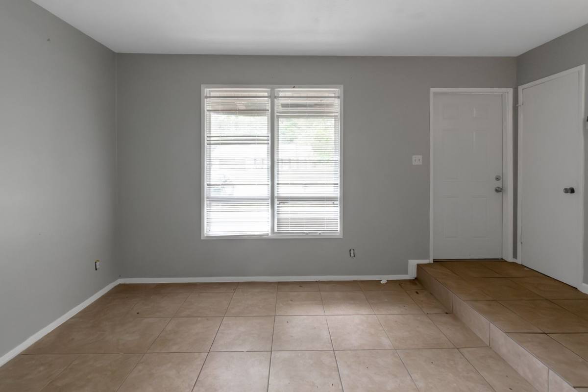 Townhouse for rent at 3325 Valley Bend Rd, Atlanta, GA 30349