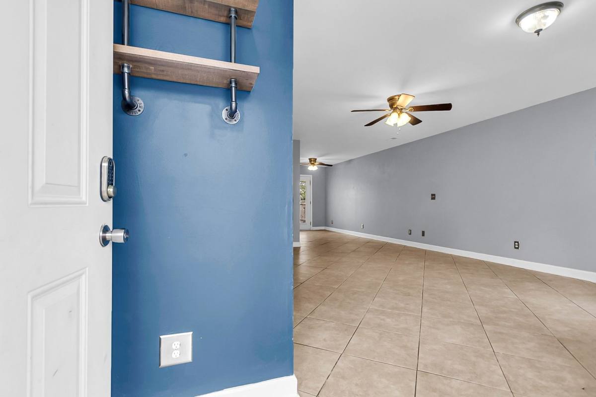 House for rent at 206 Pine Shadow Dr, Goose Creek, SC 29445
