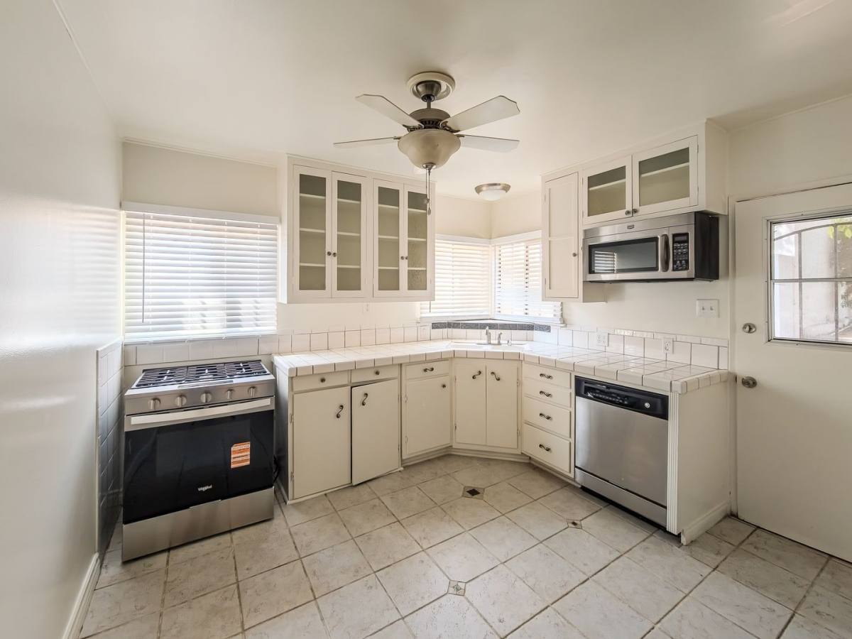 House for rent at 3123 Los Olivos Lane, La Crescenta, CA 91214