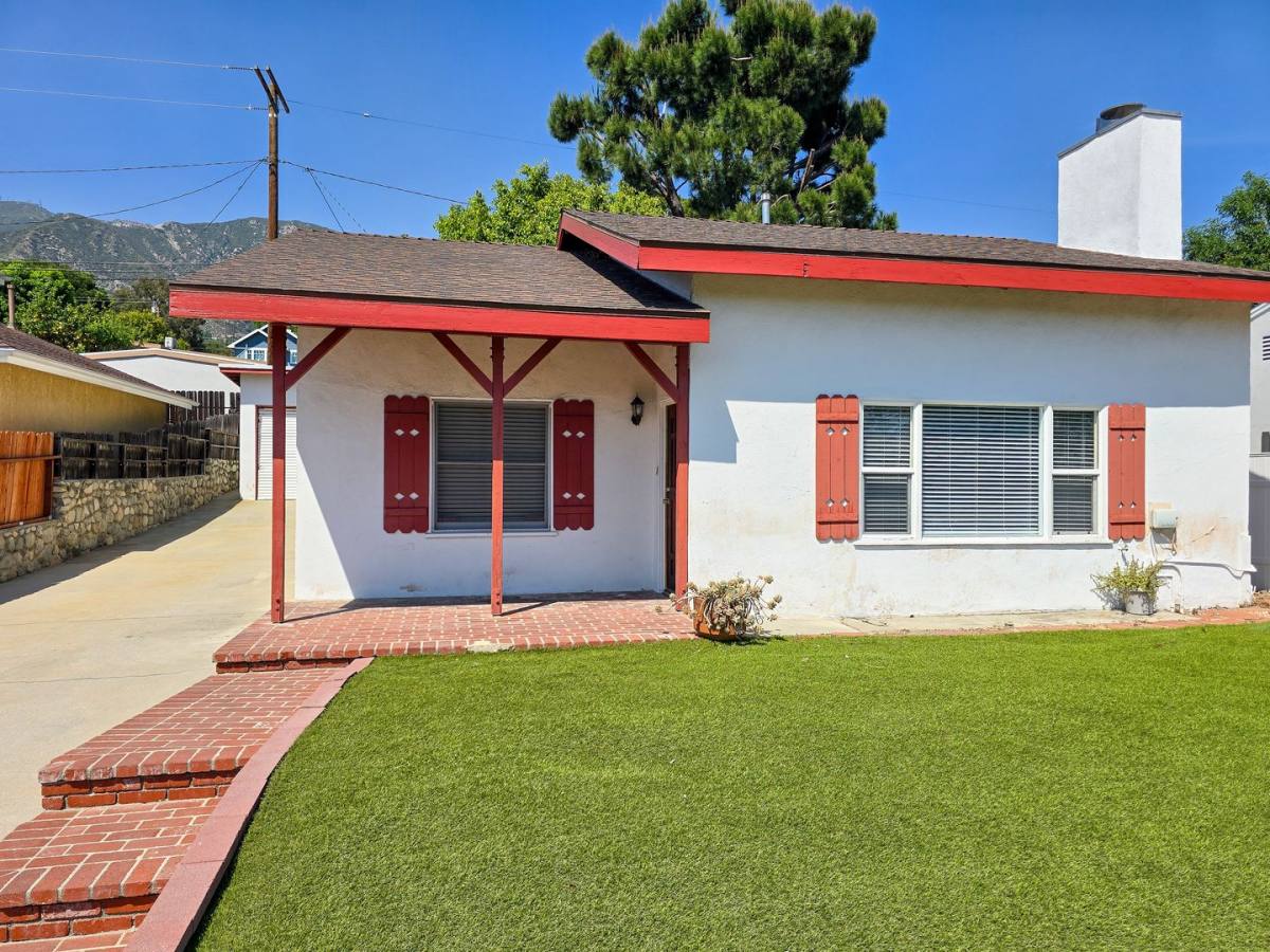 House for rent at 3123 Los Olivos Lane, La Crescenta, CA 91214