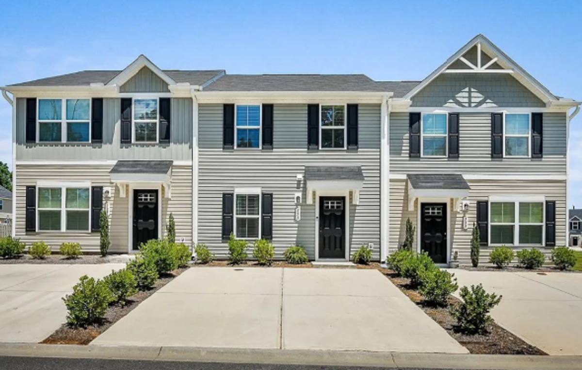 Apartment for rent at 153 Nicklaus Dr, Anderson, SC 29621
