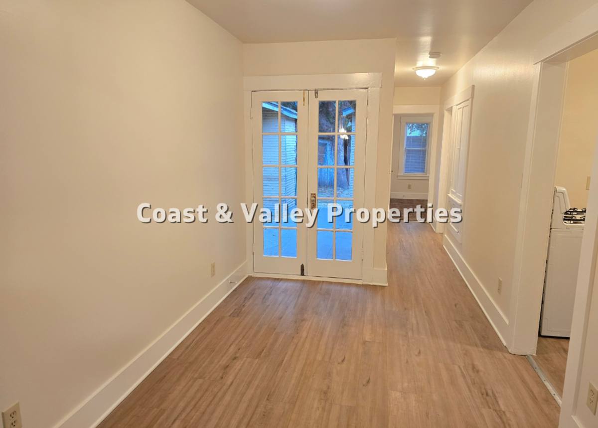 Apartment for rent at 120-122 N Mildred Ave, King City, CA 93930
